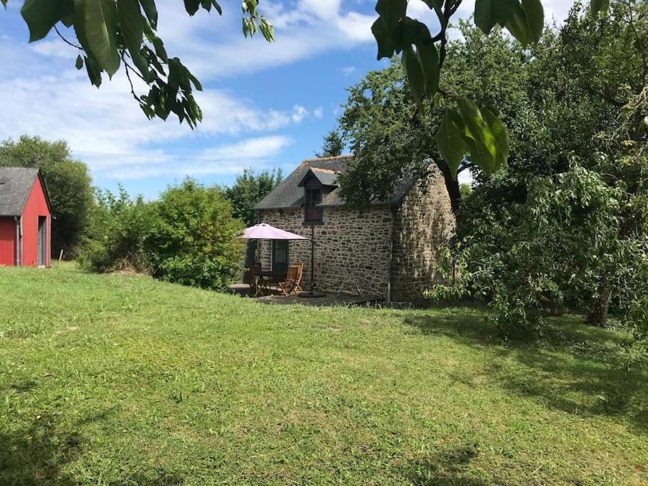 Maisonnette Au Pied Du Mont Dol エクステリア 写真